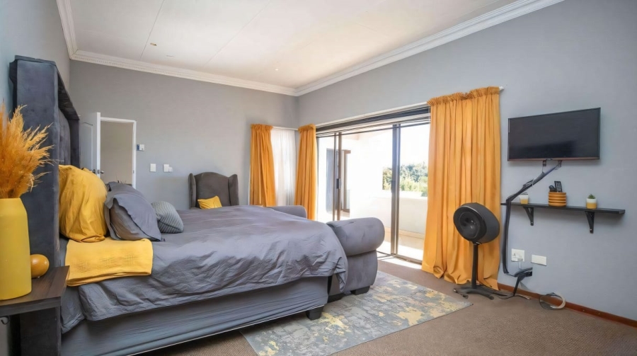 4 Bedroom Property for Sale in Safari Gardens North West